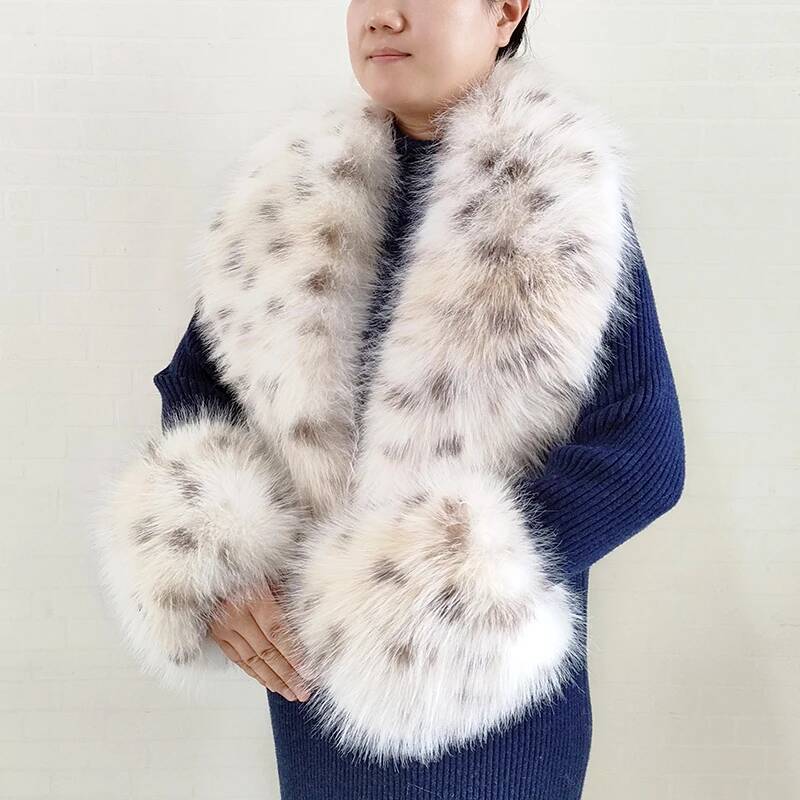 Winter Clothing Items - Sciarpa in pelliccia di volpe sintetica