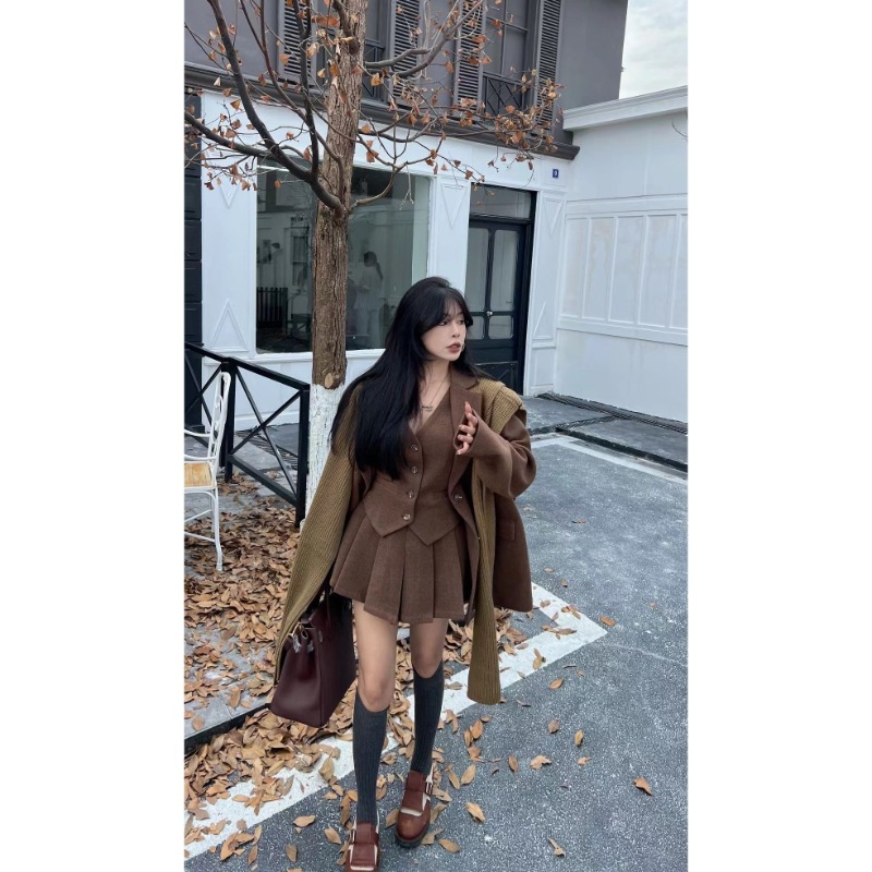 Shpmishal Set Tre Pezzi di Alt - Winter Clothing Items recensione e prezzo