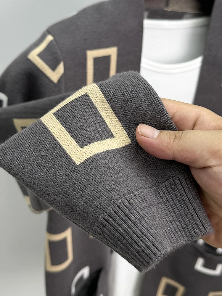 Cardigan lavorato a maglia da  - Quality Winter Clothing recensione e prezzo